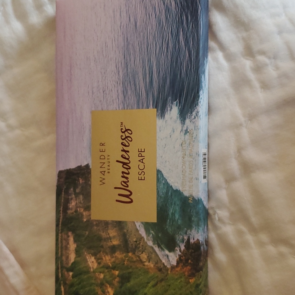 Wander beauty eyeshadow palette